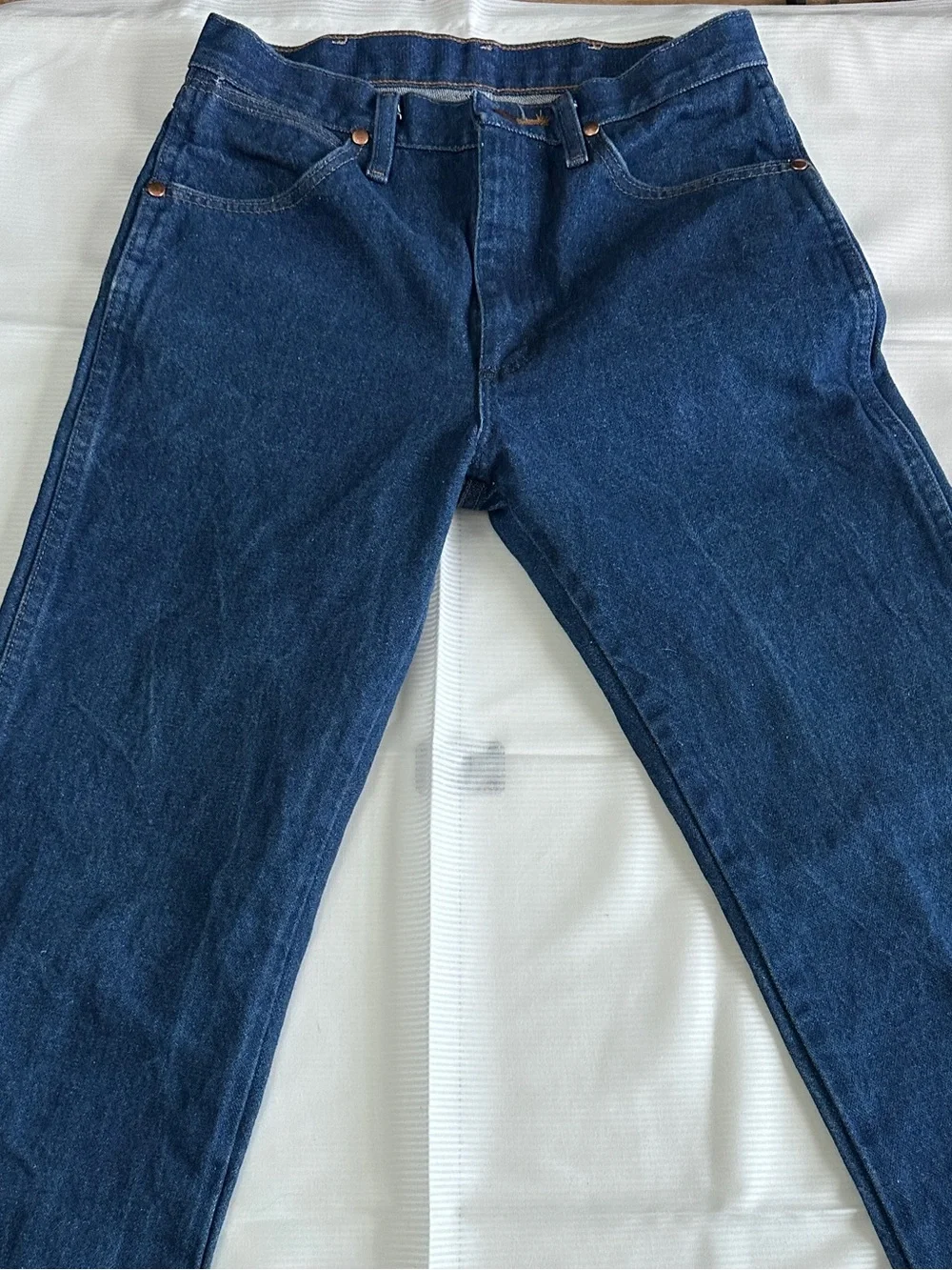 dark wash western straight leg wrangler jeans